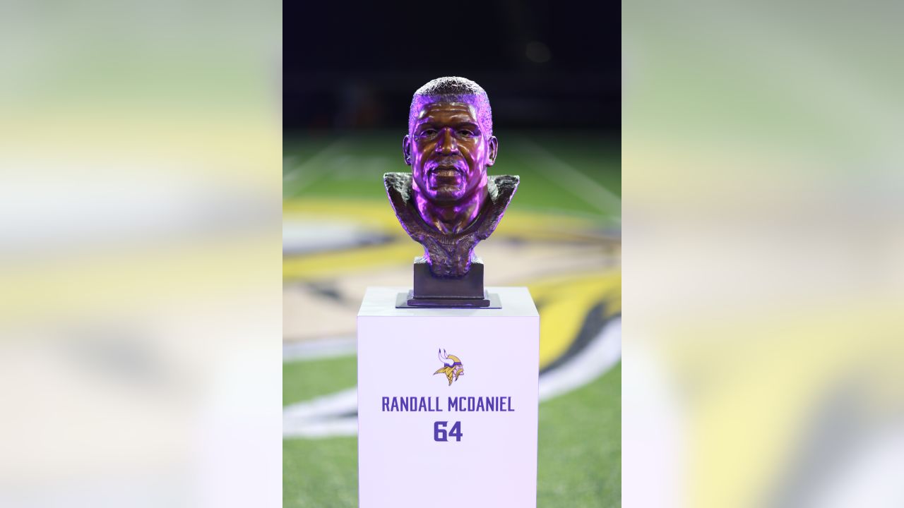 Minnesota Vikings Signed Randall McDaniel Hall of Fame 8x10