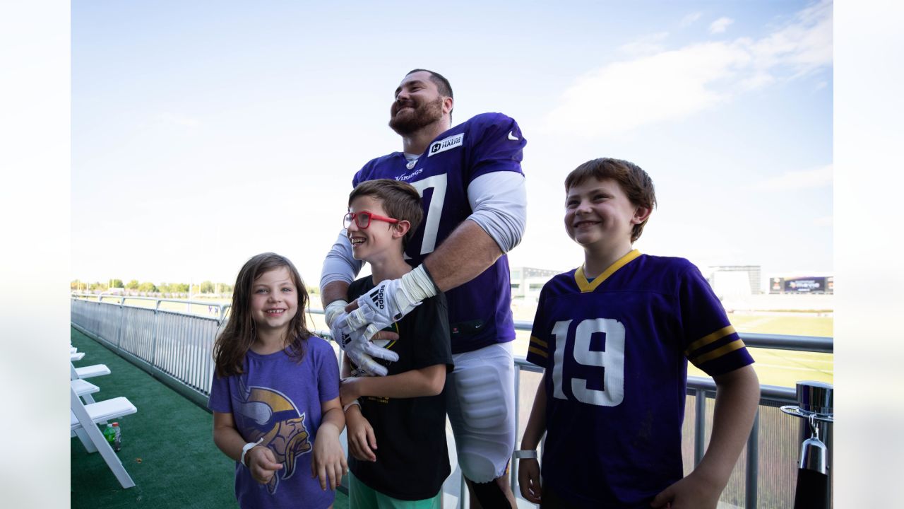 Vikings, Make-a-Wish Invite a Special Guest to Training Camp