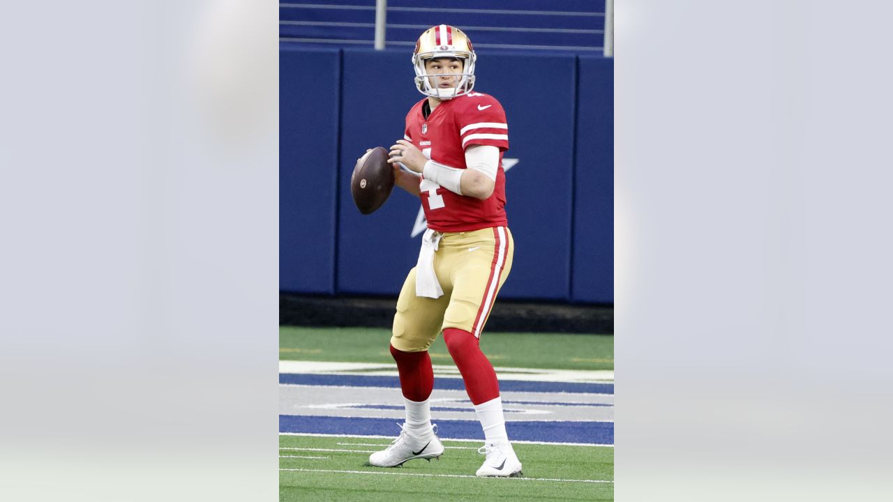 Fast Facts: Get to know QB Nick Mullens