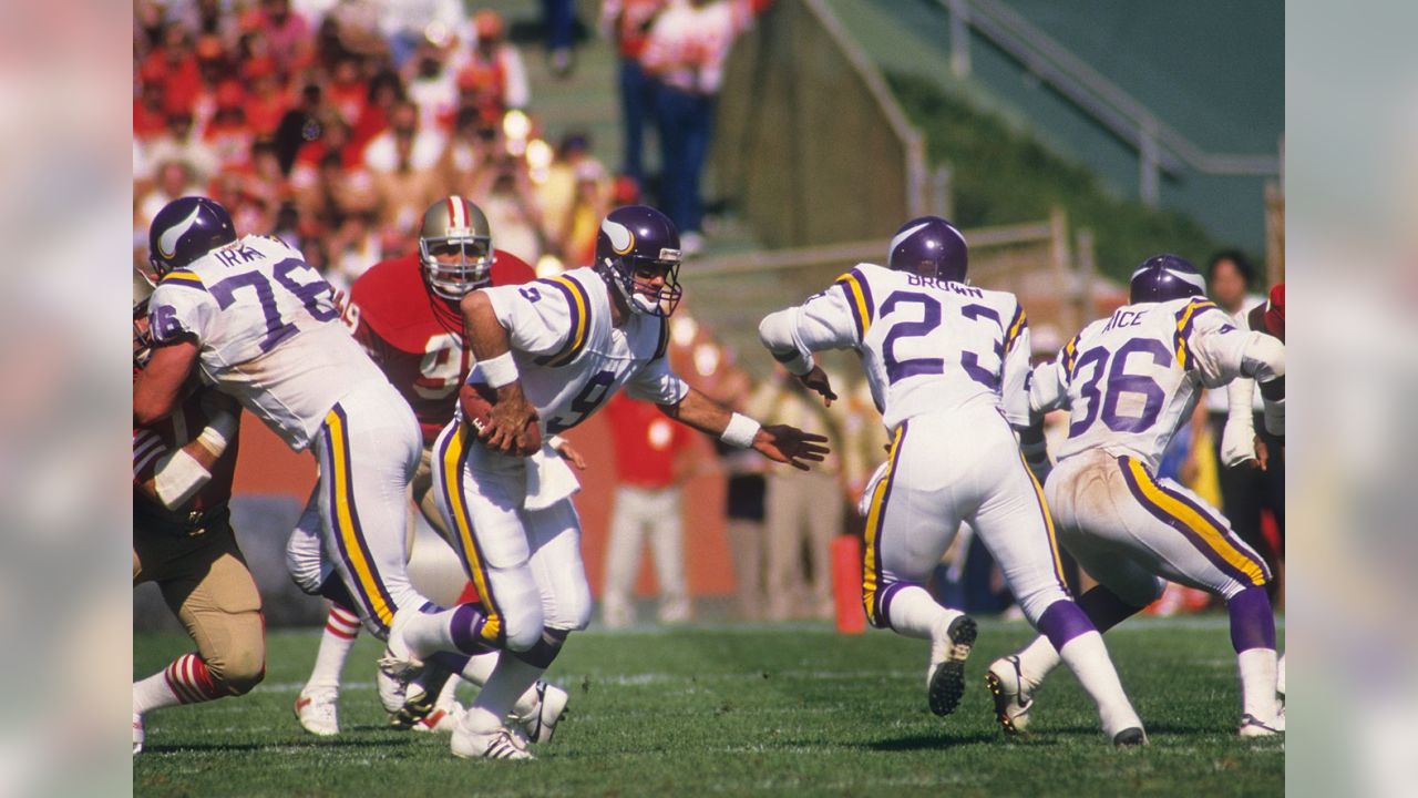 Happy Anniversary: Vikings Stunned 49ers 32 Years Ago