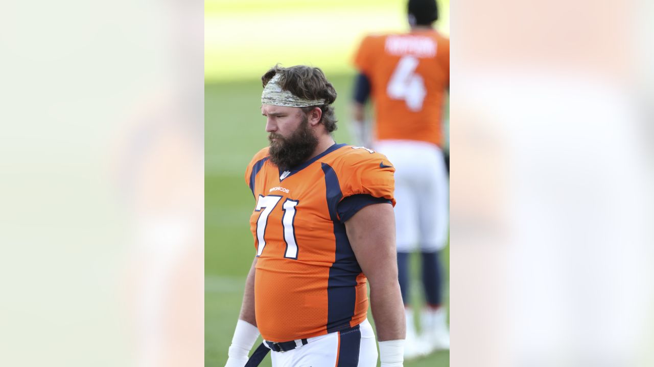 FORMER BRENHAM CUB SCHLOTTMANN LEAVING THE BRONCOS FOR THE VIKINGS 