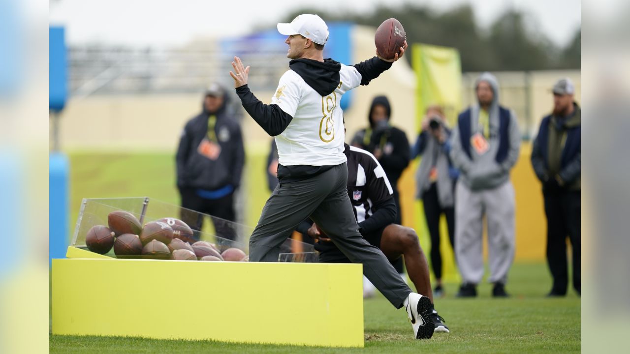 Vikings' Cousin Falls, Jefferson Wins Pro Bowl Dodgeball Match