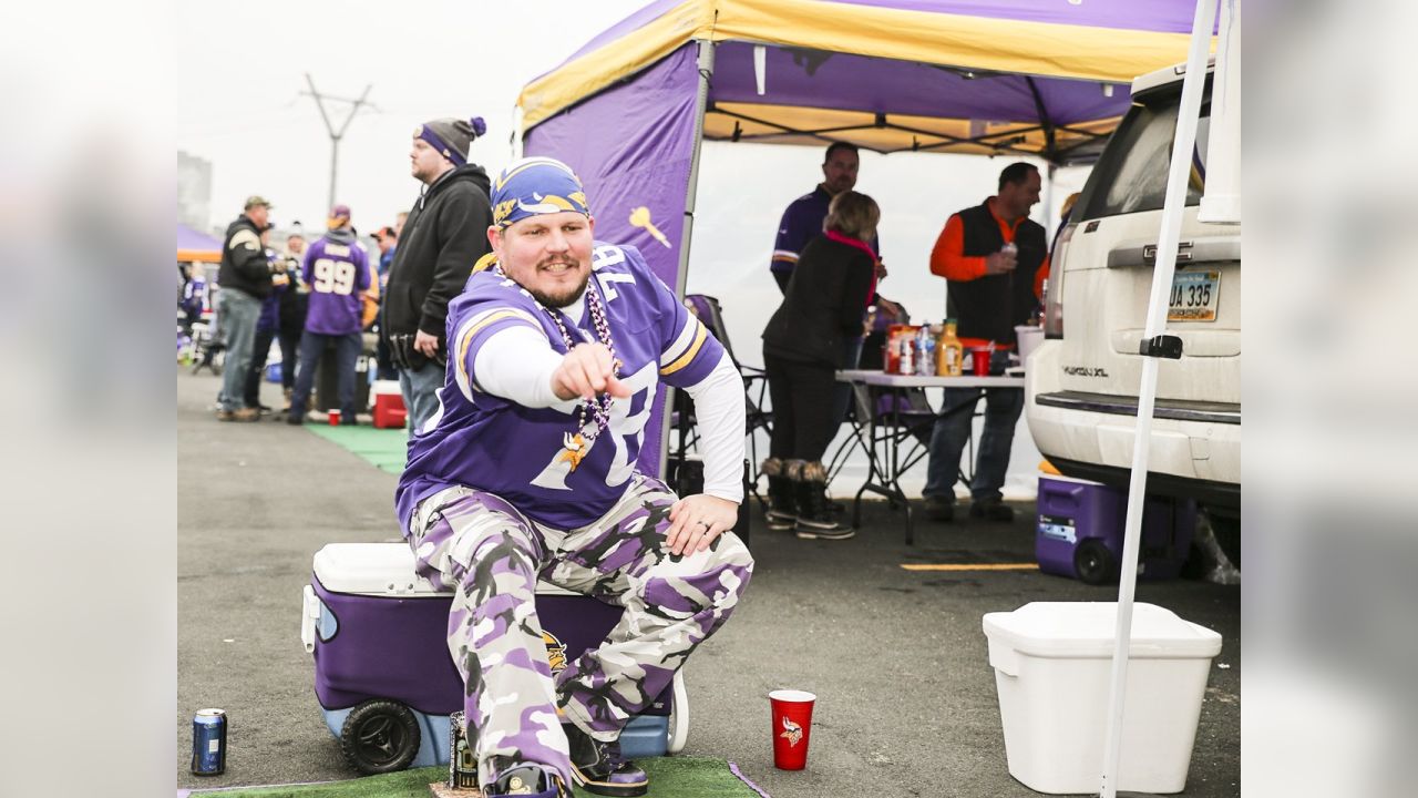 Photos: Pregame Tailgate Vikings-Seahawks