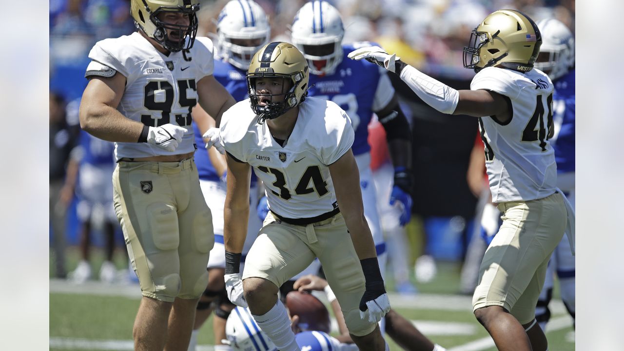 PFF Names Former UC Linebacker Ivan Pace Jr. The Top Undrafted Free Agent  Following 2023 NFL Draft - All Bearcats