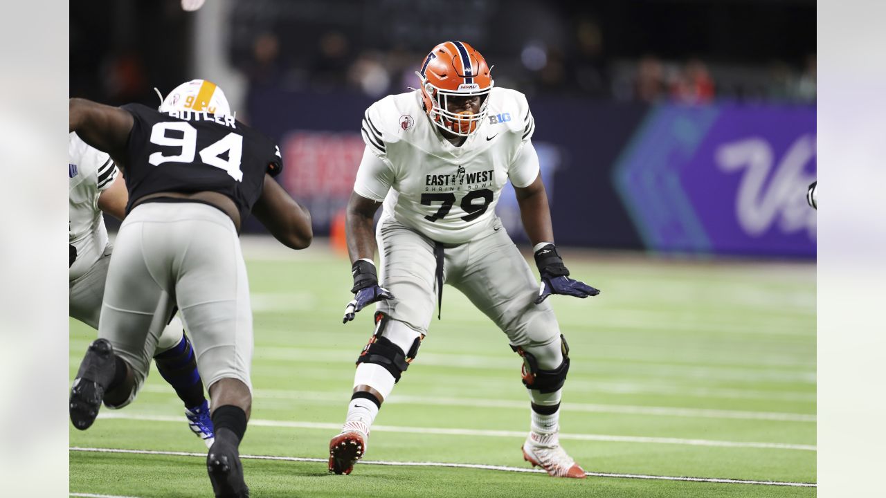 Breaking Down OL Vederian Lowe - Daily Norseman