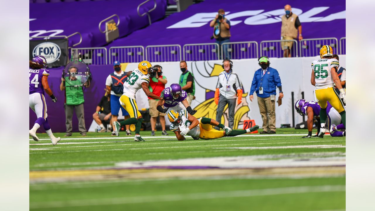 11,471 Minnesota Vikings V Green Bay Packers Stock Photos, High-Res  Pictures, and Images - Getty Images