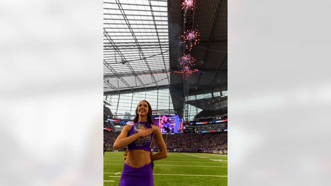 Awww. Minnesota Vikings baller #PatrickJones and longtime girlfriend  Michaela shared an intimate moment before his first game of the season…