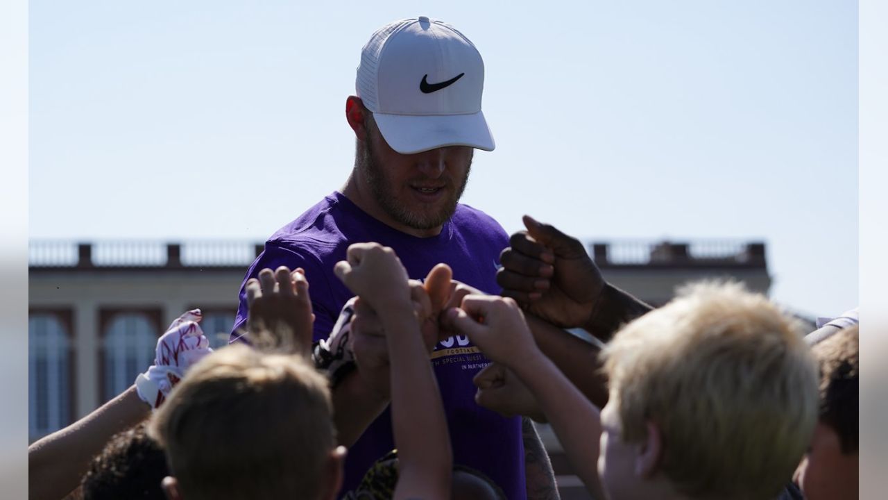 Former Vikings TE Kyle Rudolph hosts annual kids camp in Plymouth