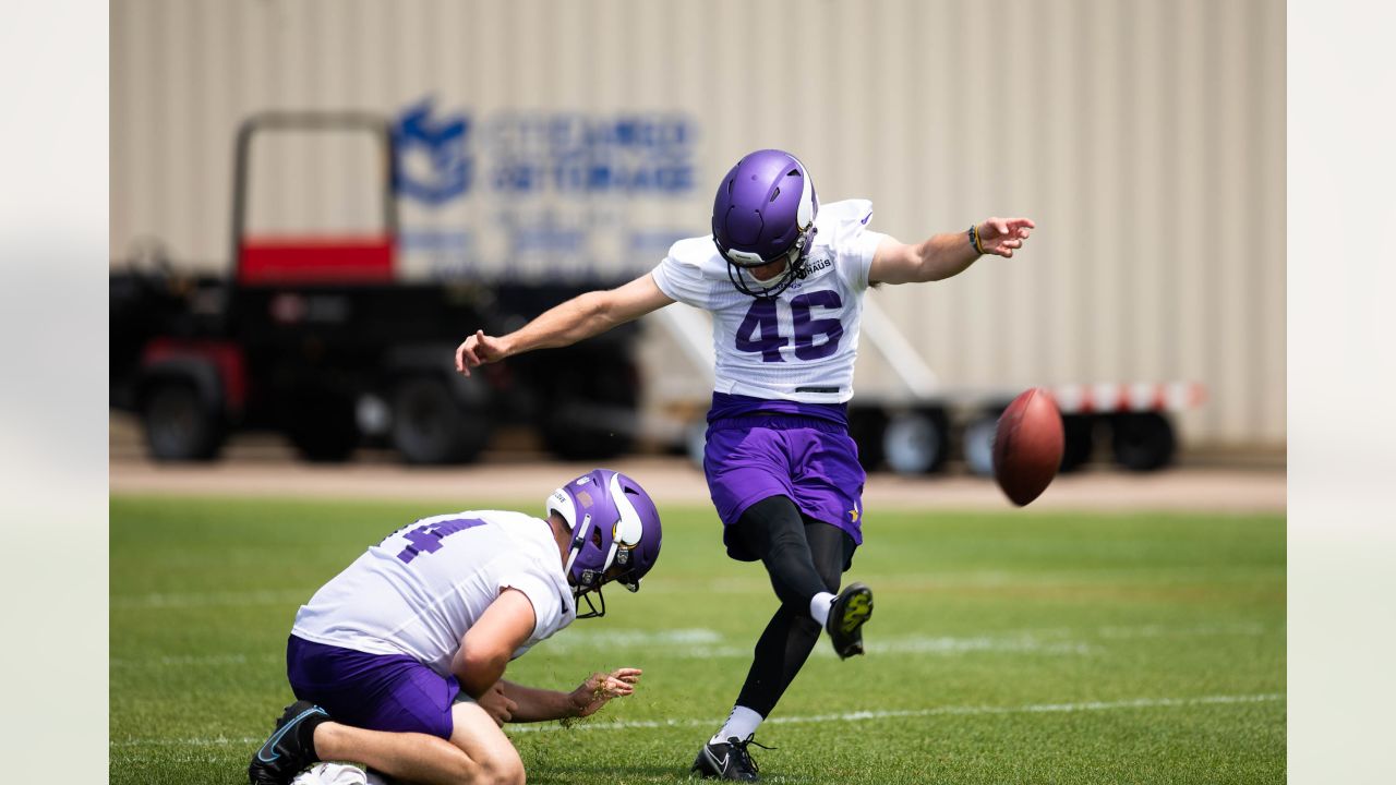 Wes Phillips won't call plays for Vikings. What role will he have on game  days?