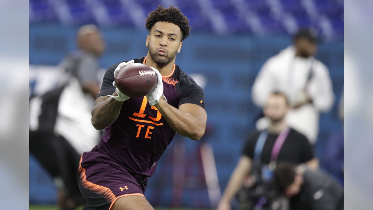 Irv Smith Jr.'s father advised TE to join Bengals in free agency