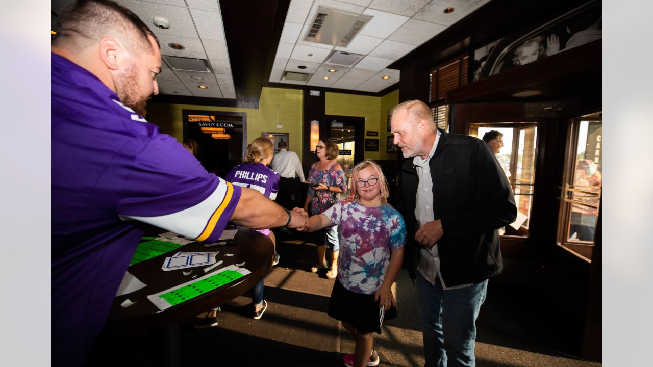 Vikings' Harrison Phillips keeping busy off field with charity