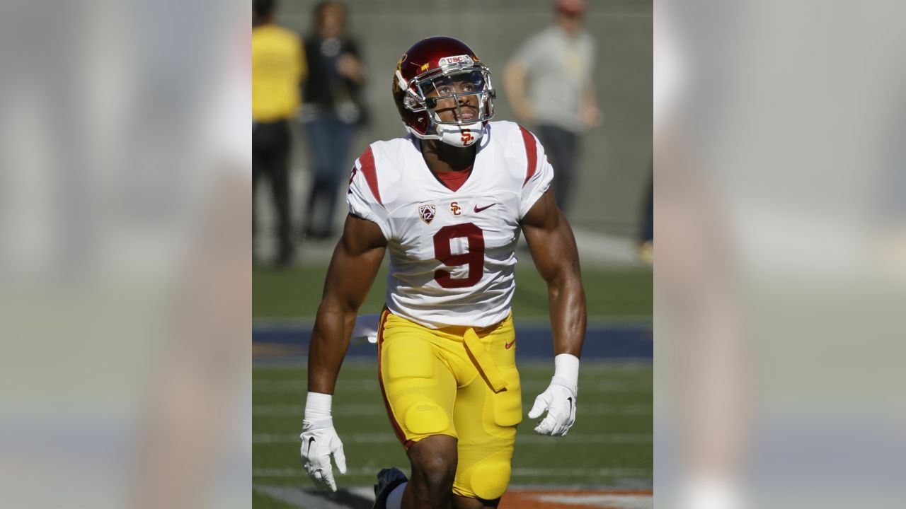 JuJu Smith-Schuster impresses USC teammates with gritty effort