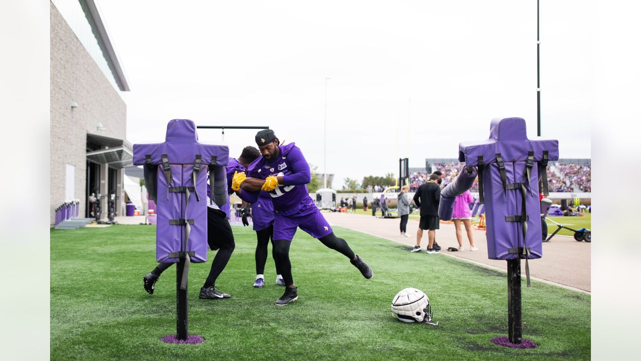 Vikings training camp: Highlights from Saturday's night practice