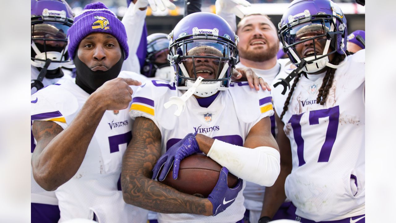 MINNEAPOLIS, MN - DECEMBER 24: Minnesota Vikings cornerback