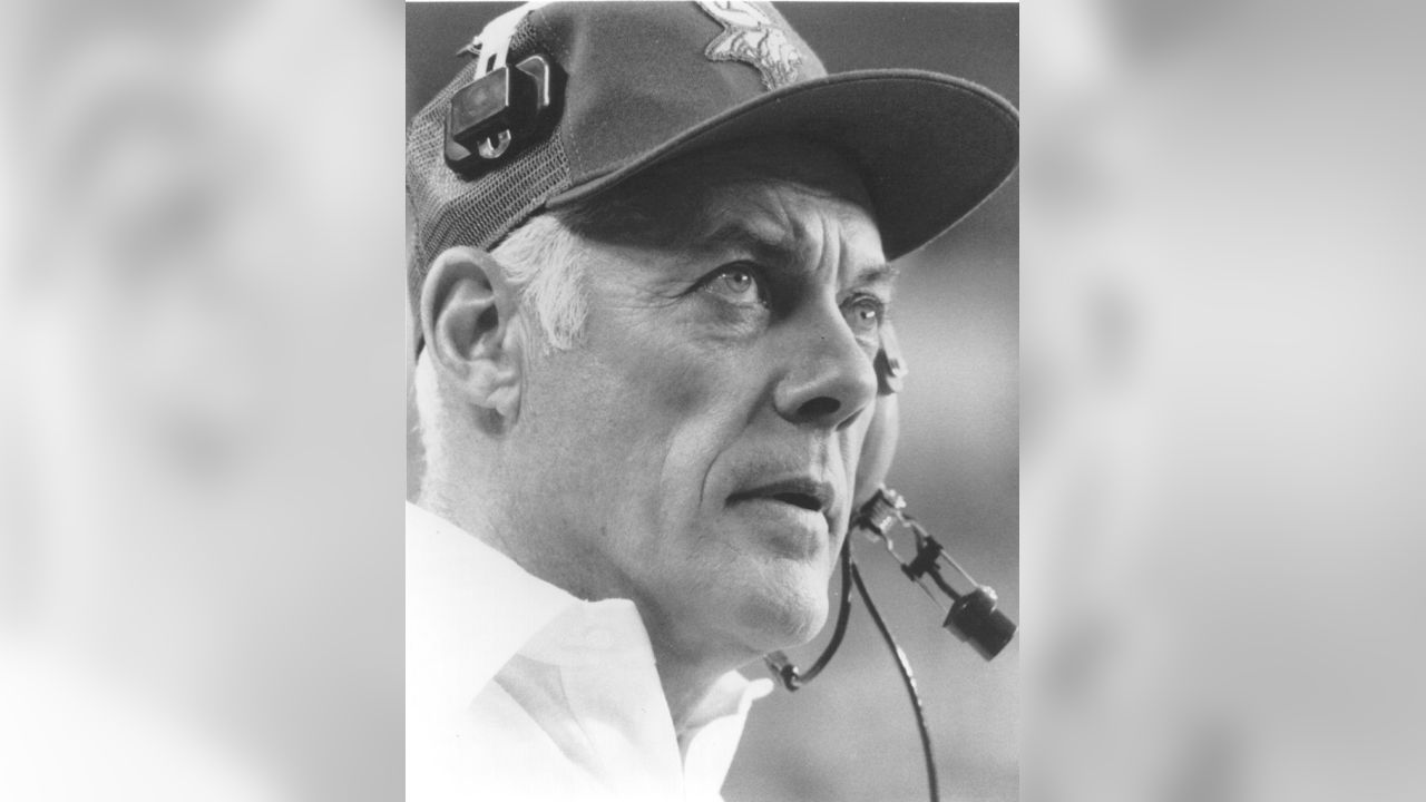 Vikings to honor late head coach Bud Grant at Sunday's home opener -   5 Eyewitness News