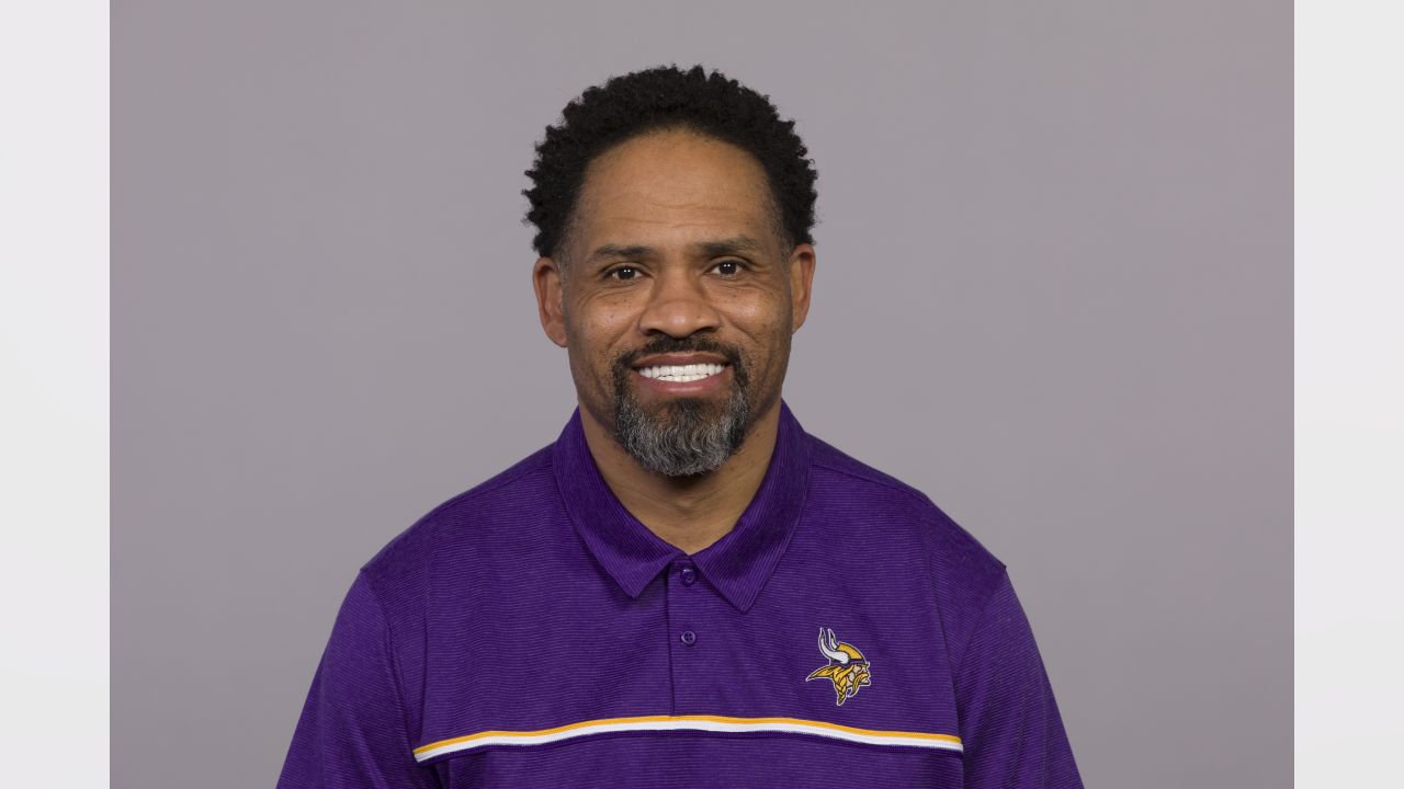 Vikings OC Klint Kubiak praises Christian Darrisaw