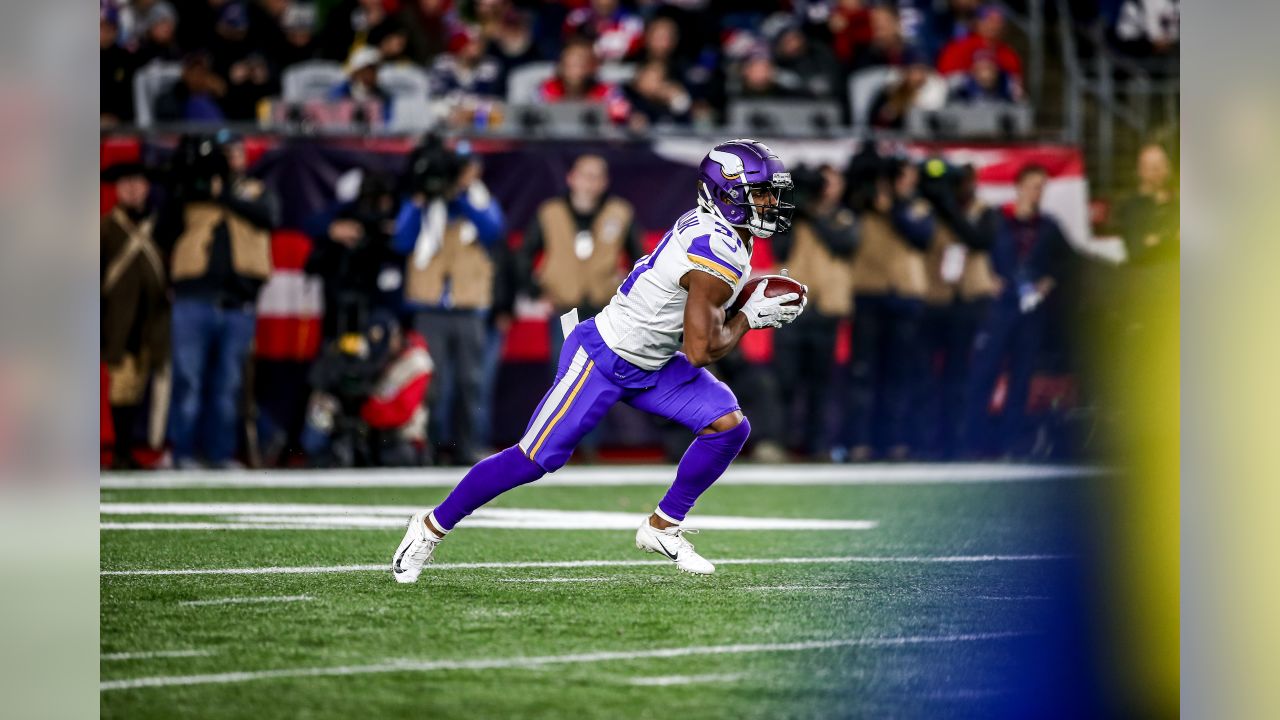 Vikings' Ameer Abdullah Talks Vulnerability, Self-Love - CBS Minnesota