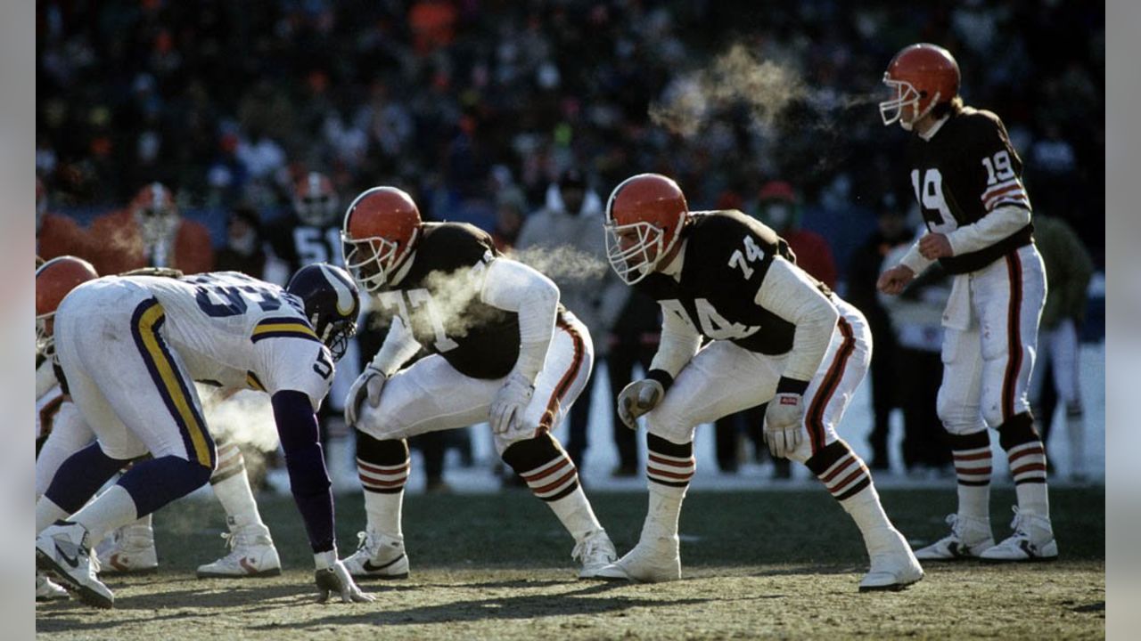 Minnesota Vikings 33-16 Cleveland Browns: Twickenham record crowd