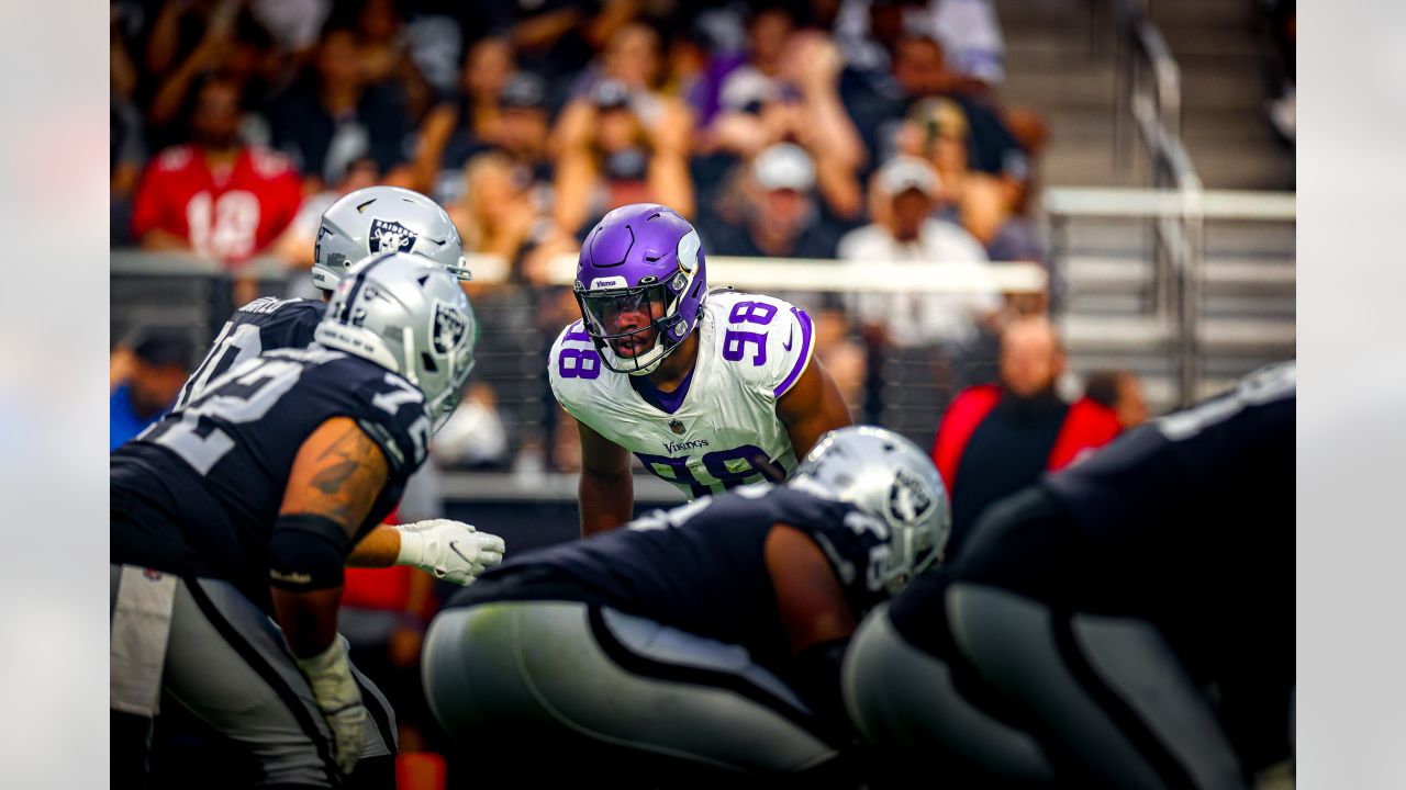 Raiders defeat Vikings in second preseason game, 26-20