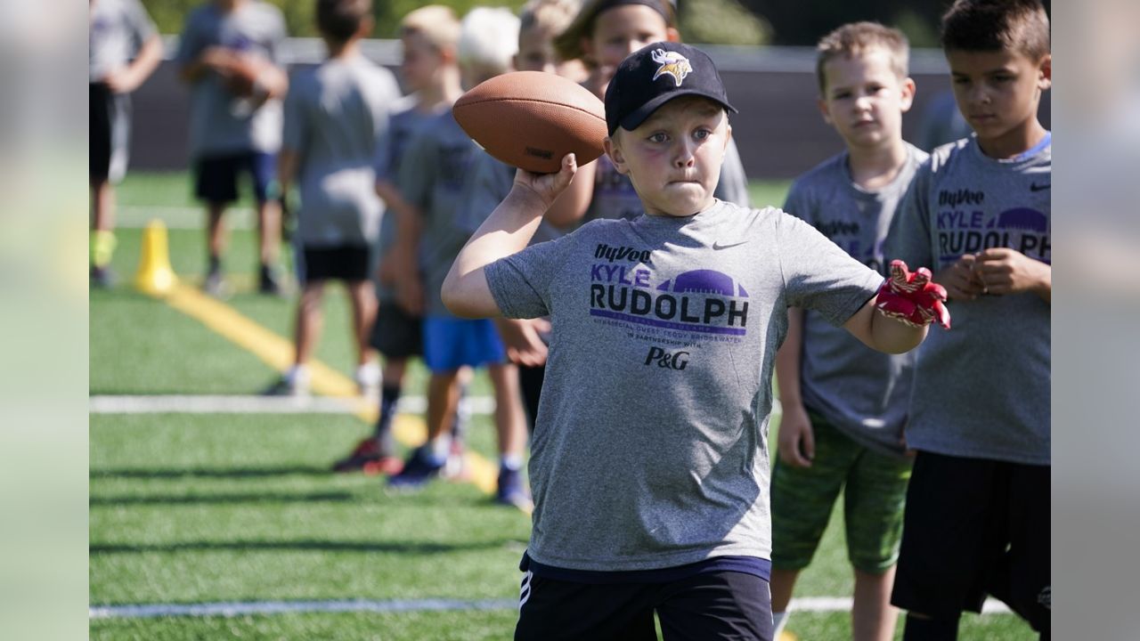 Former Vikings TE Kyle Rudolph hosts annual kids camp in Plymouth