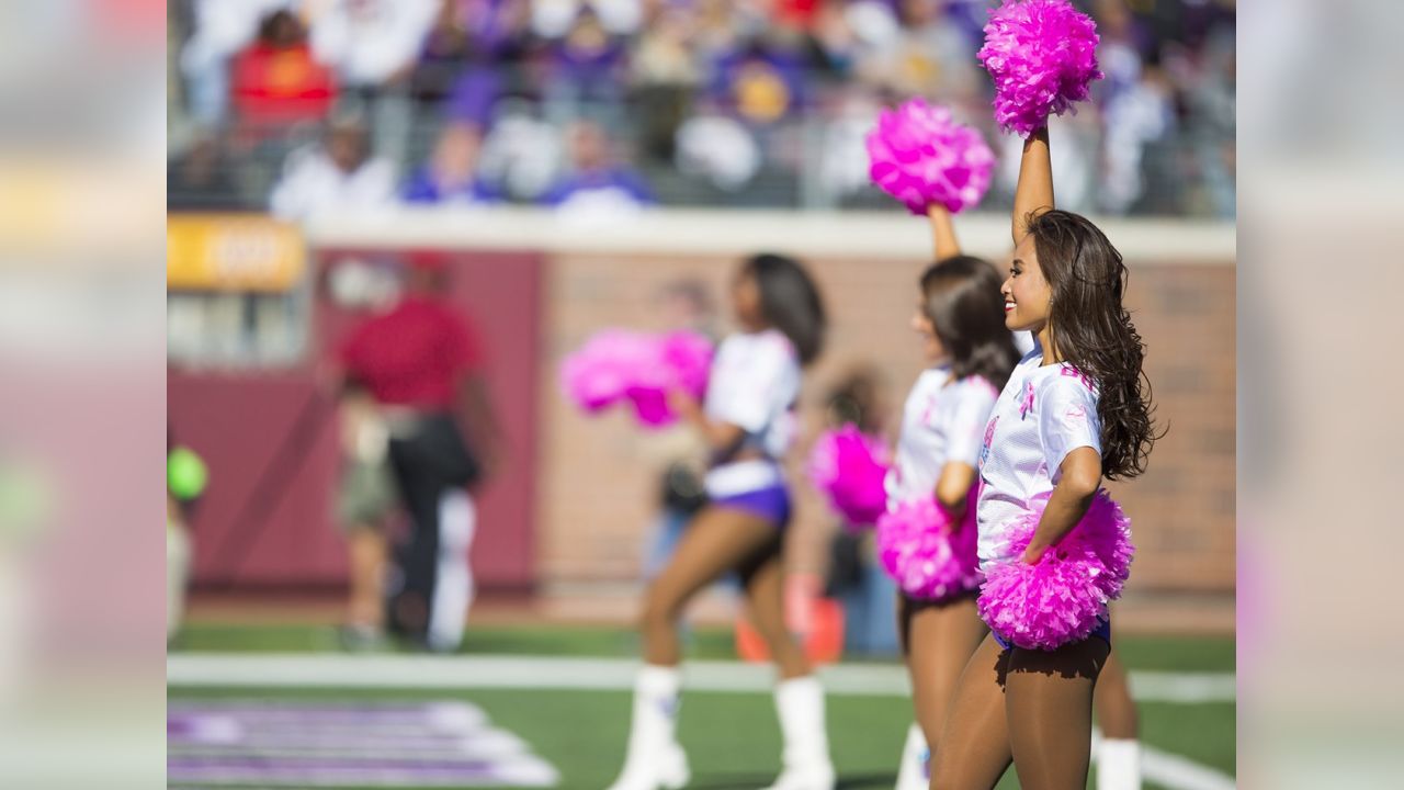 Photos: Chiefs Cheerleaders from Week 16 vs. Pittsburgh Steelers