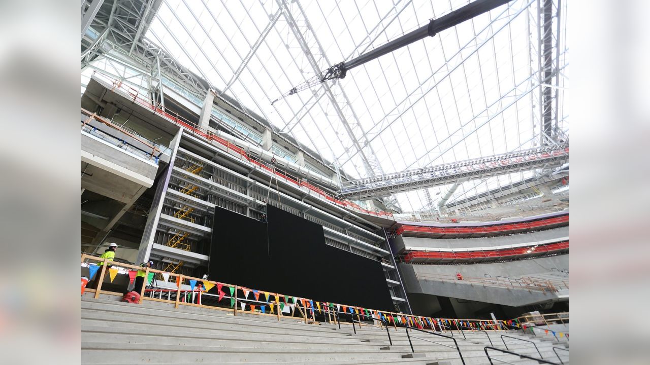 Minnesota Vikings Open U.S. Bank Stadium With Ambitious Video Plan