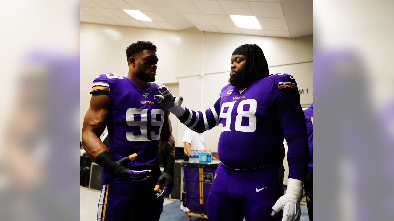 Vikings terminate the contracts of Joseph, Rhodes