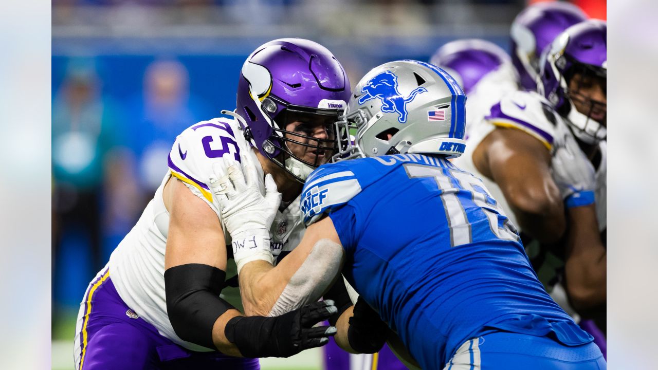 SKOR North - ALL-PRO ASPIRATIONS: Minnesota Vikings LT Christian Darrisaw  is now aiming to end the season as a first-team All-Pro. ☝️