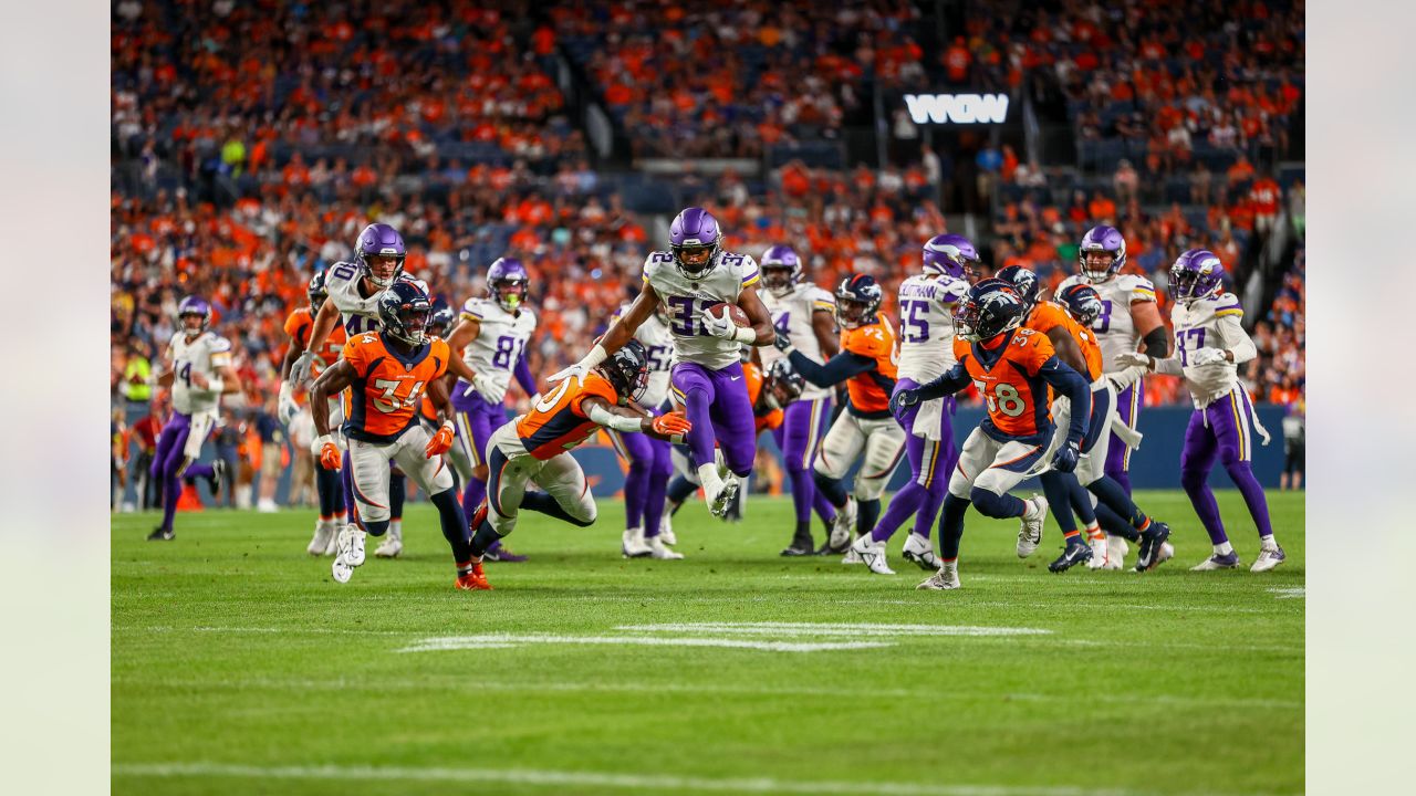 Broncos open preseason with loss to Vikes – Boulder Daily Camera