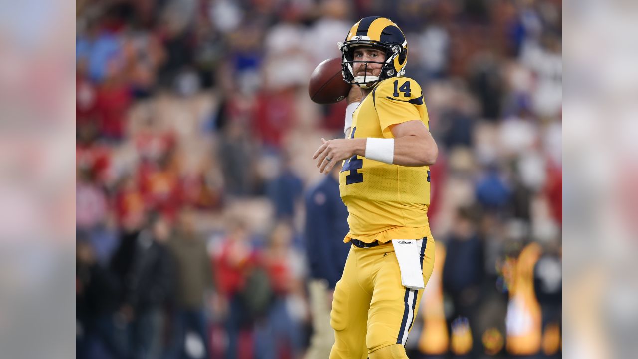 5 Things to Know About New Vikings QB Sean Mannion