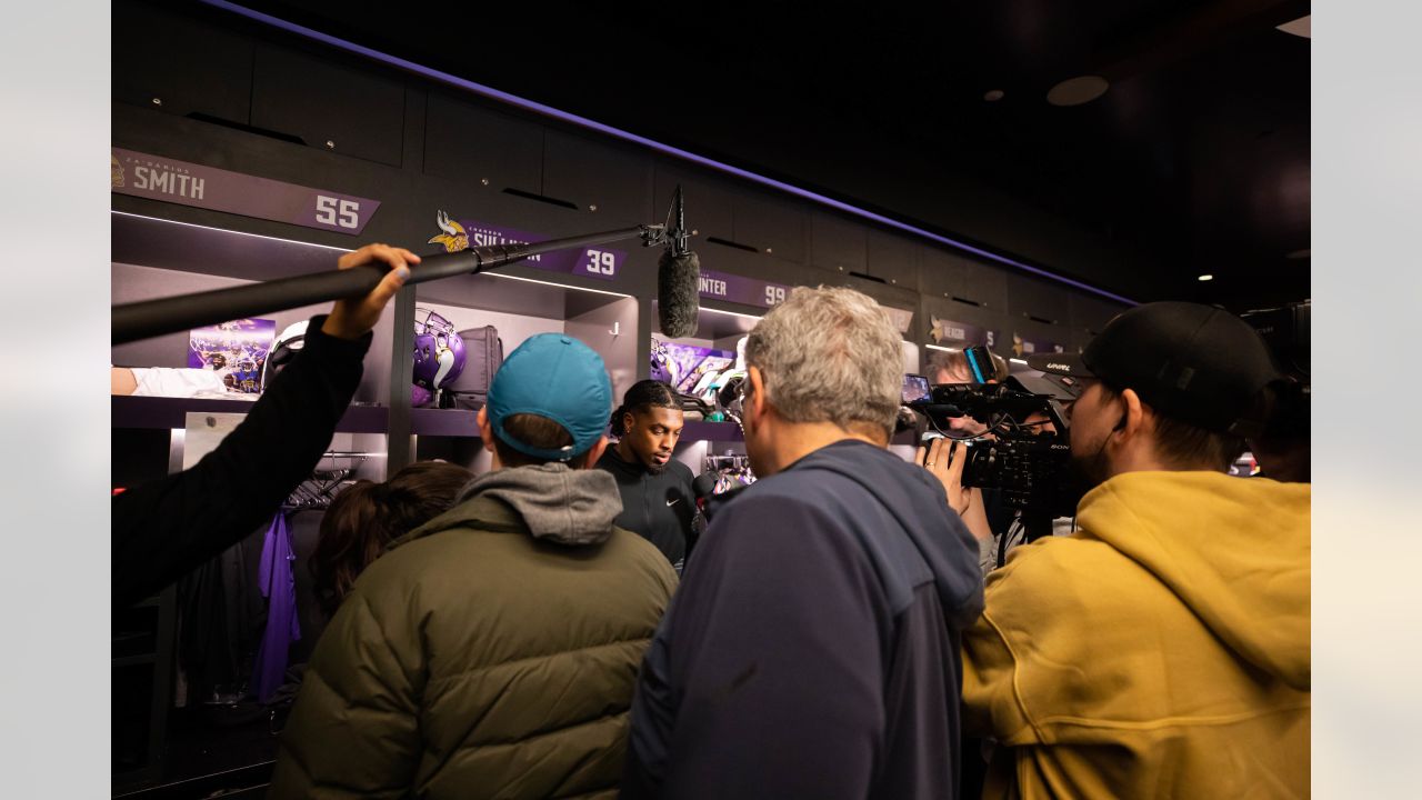 Gallery: Vikings clean out lockers