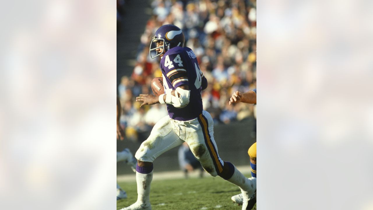 Vikings reveal new uniforms that are throwbacks to the 1960s and '70s