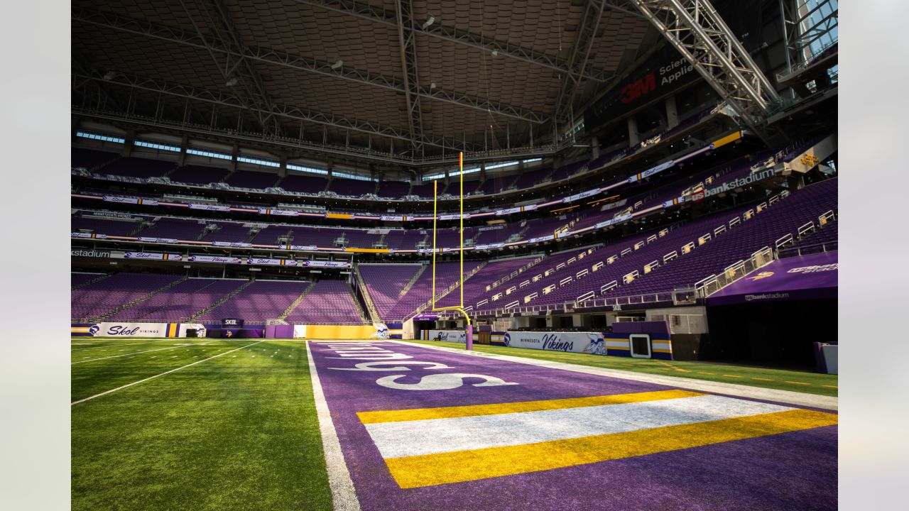 Fans gather at U.S. Bank Stadium in Minneapolis for Vikings season opener  against Buccaneers