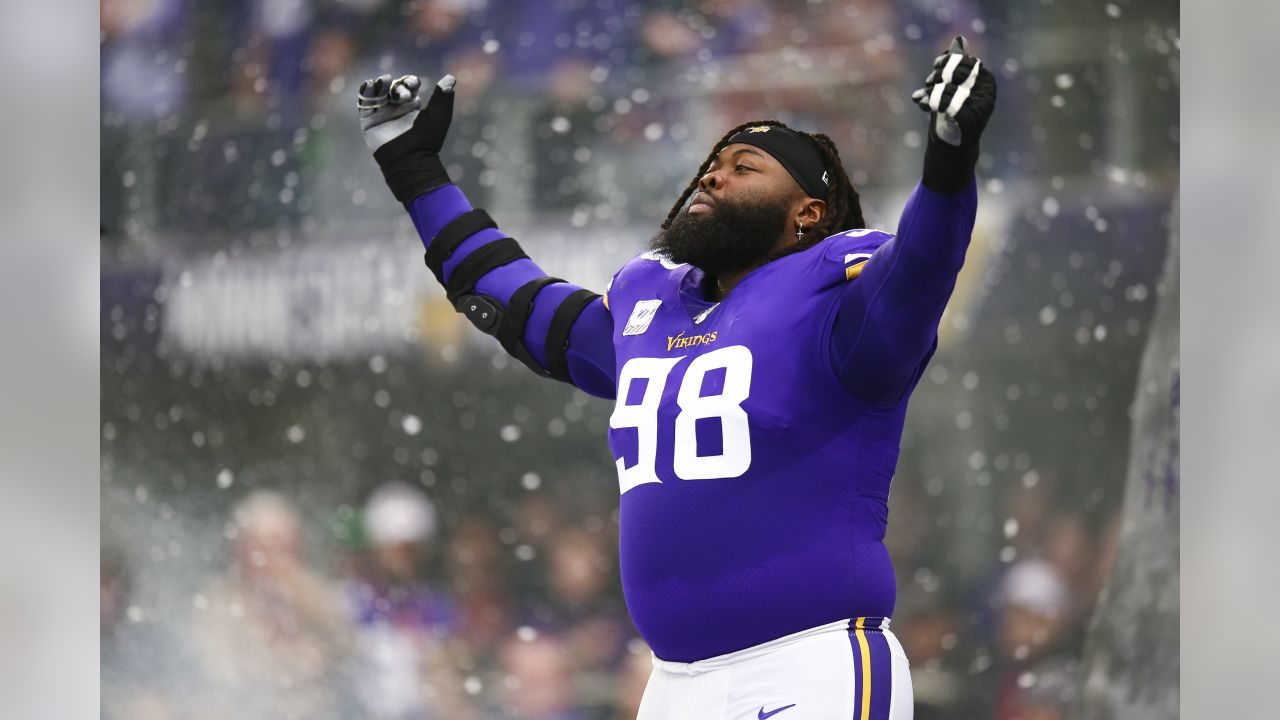 Vikings terminate the contracts of Joseph, Rhodes