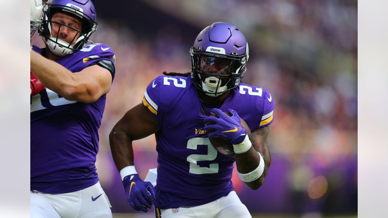 RB Alexander Mattison back with Vikings on 2-year deal - ABC 6 News 