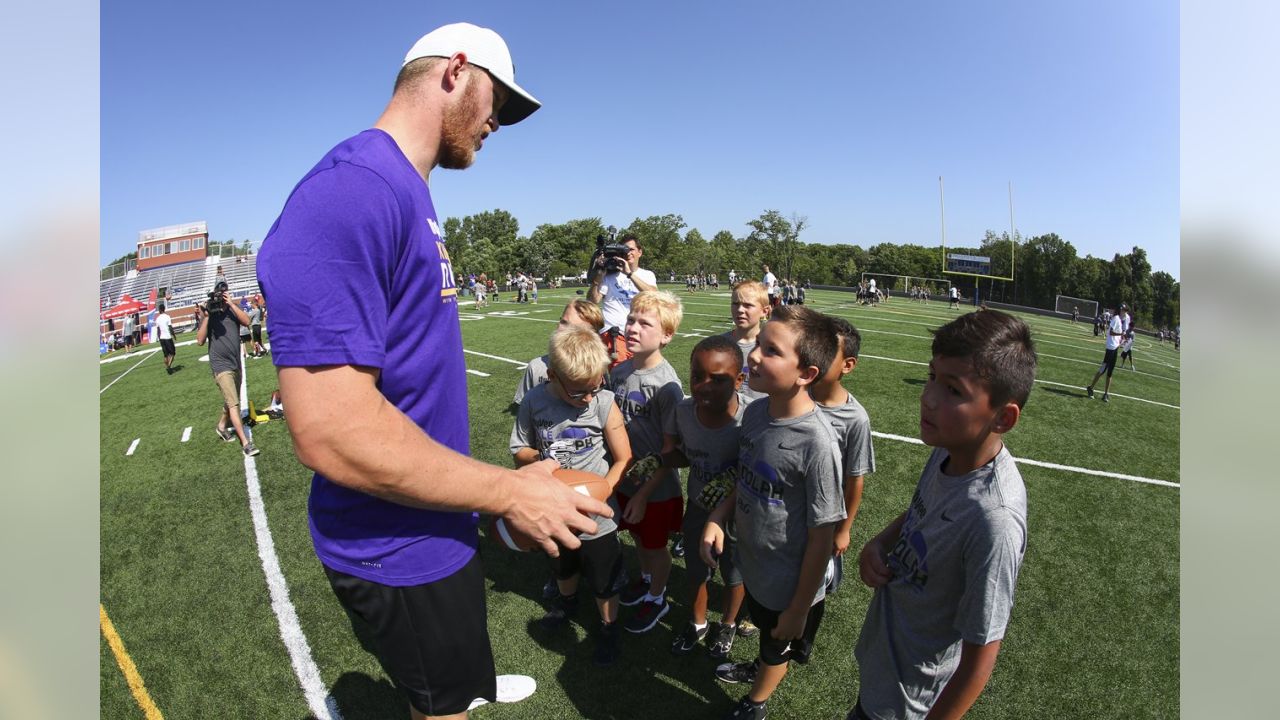 Former Vikings TE Kyle Rudolph hosts annual kids camp in Plymouth