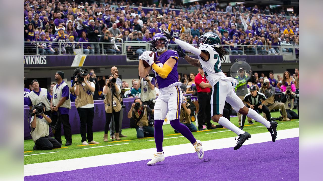 Adam Thielen Making Himself a Resource for Justin Jefferson