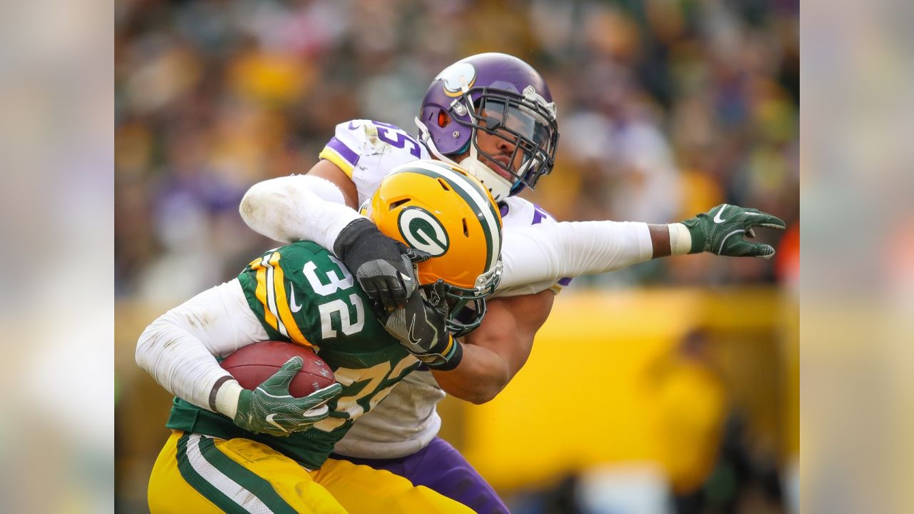 Packers-Vikings kickoff on Christmas Eve remains at noon