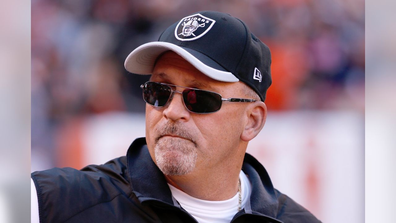 Tony Sparano reportedly confirmed as new offensive line coach - Bucs Nation