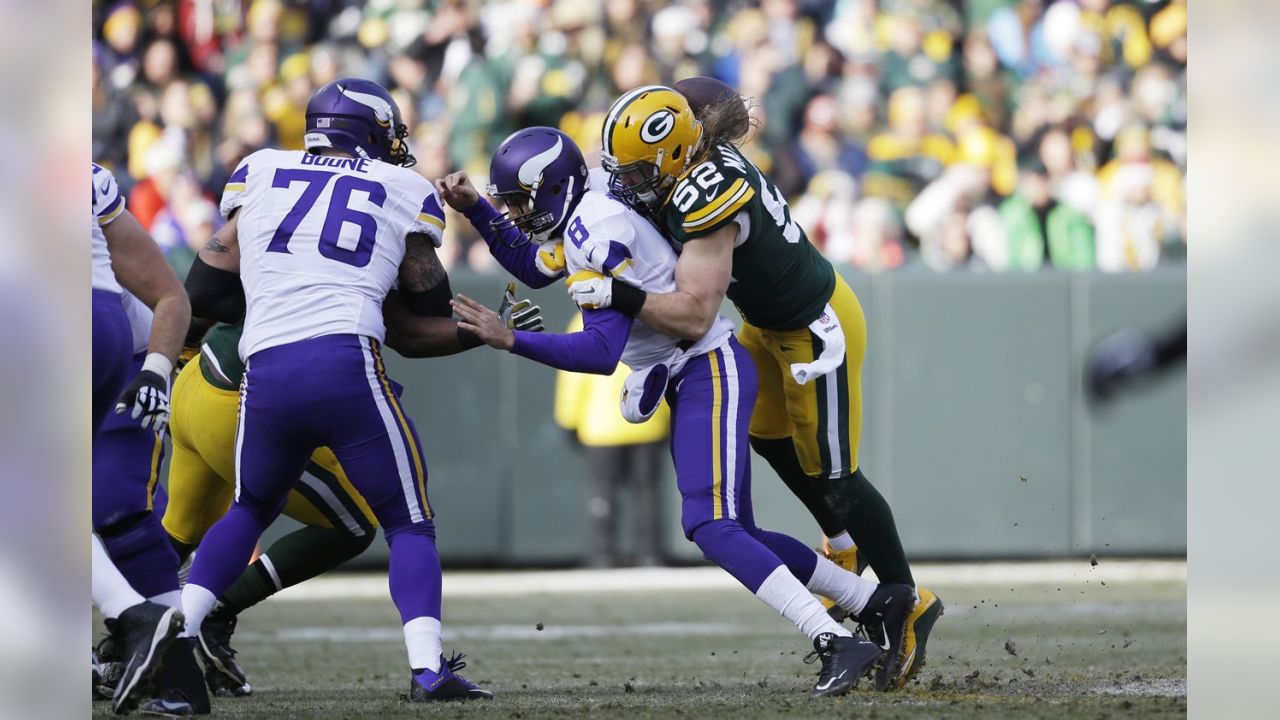 Packers-Vikings kickoff on Christmas Eve remains at noon