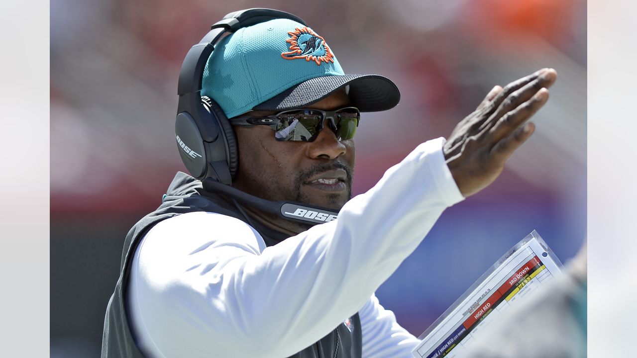 Dolphins Head Coach Brian Flores on Xavien Howard, switching QBs, being a  Head Coach, and more