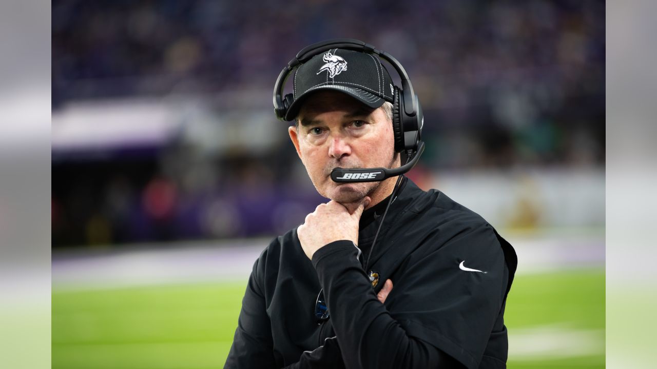 Minnesota Vikings Head Coach Mike Zimmer gains respect with bluntness