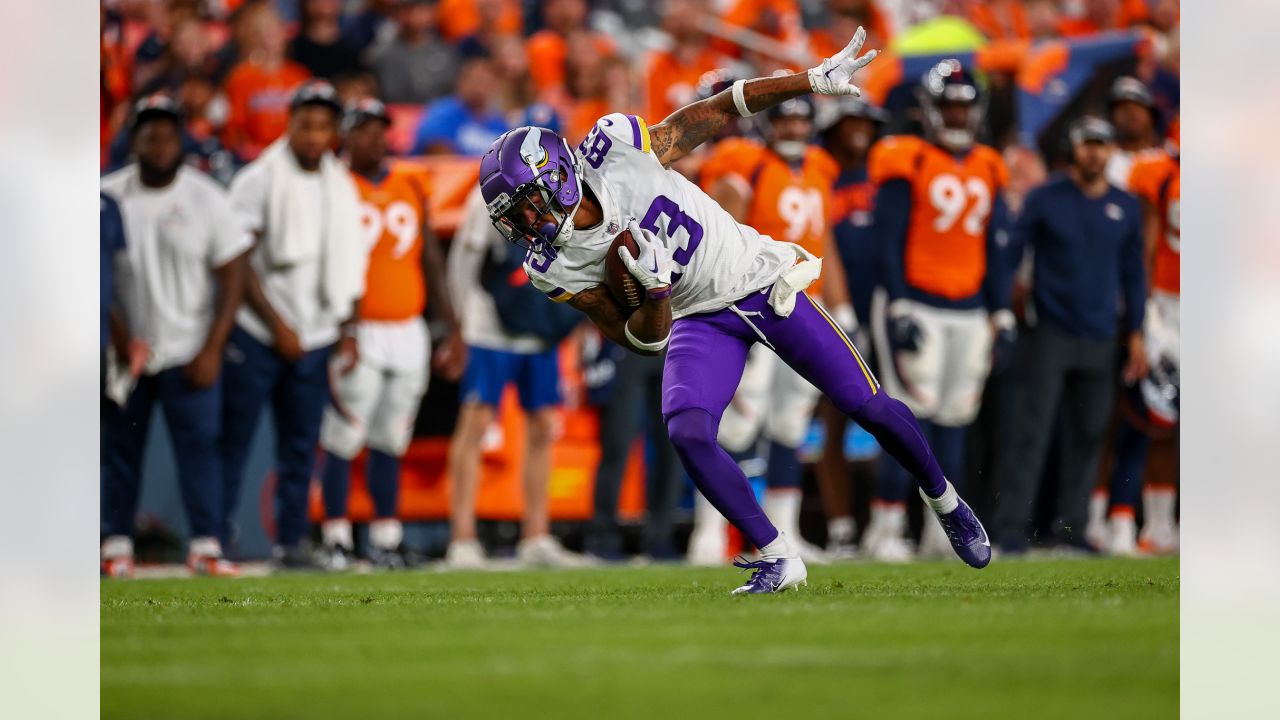 Vikings WR Bisi Johnson reportedly suffers serious injury vs. Broncos - BVM  Sports