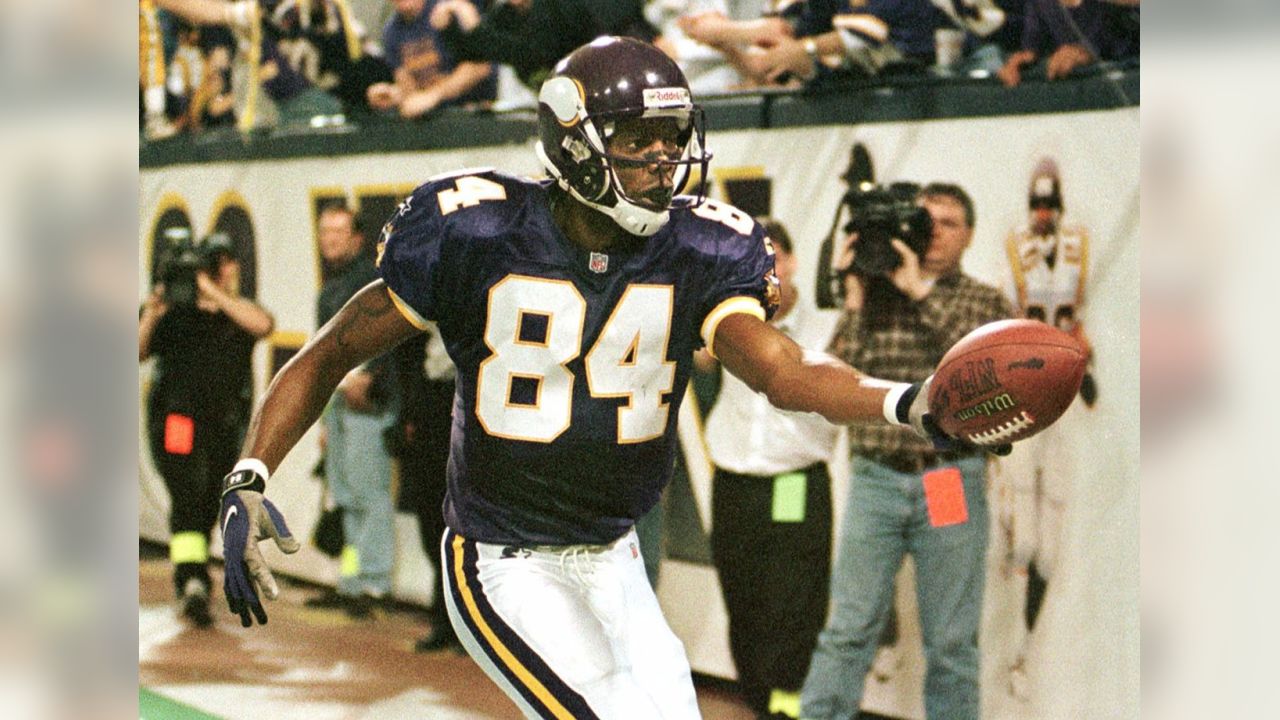 Randy Moss, Ray Lewis, TO Elected to Hall of Fame