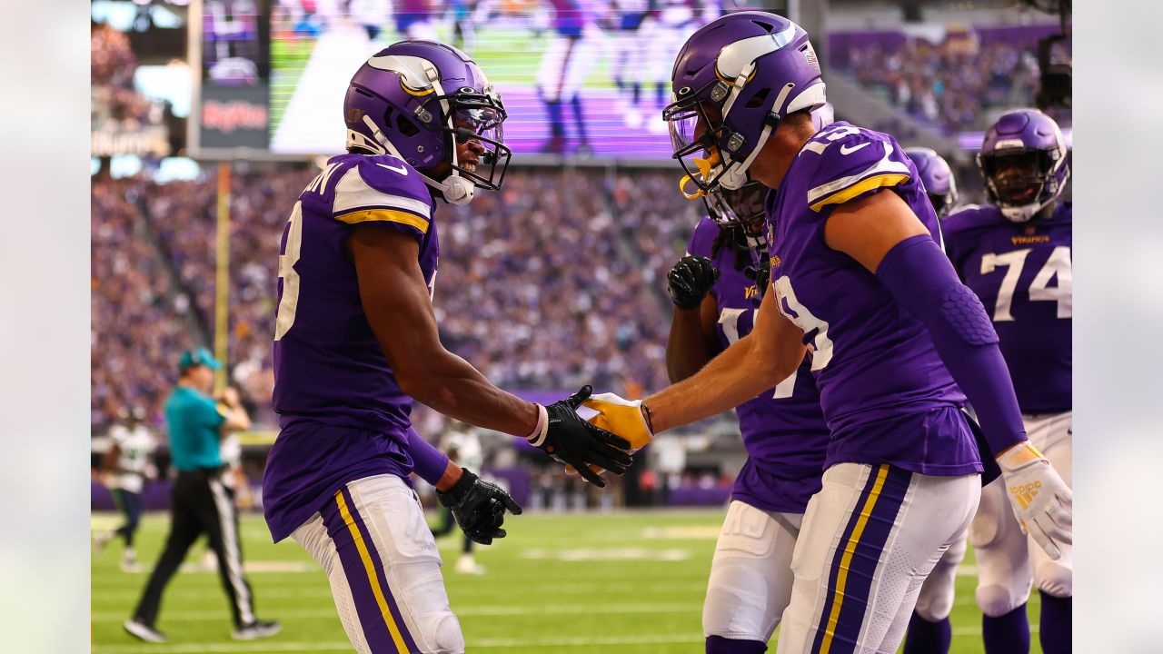 WR Adam Thielen named Vikings nominee for Art Rooney Sportsmanship – Twin  Cities