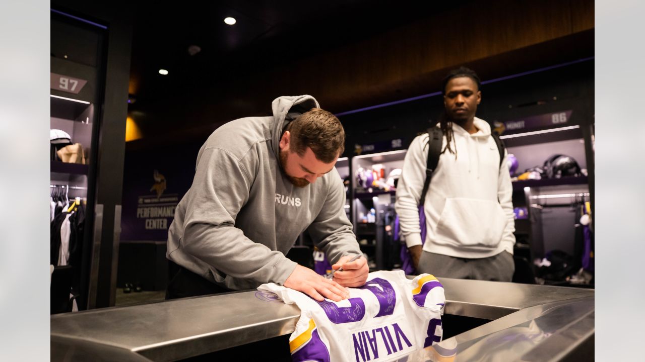 Minnesota Vikings on X: A look inside the #Vikings locker room before the  team took the field on Saturday night.  / X