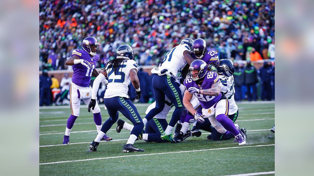 Vikings, Seahawks Battle Through 3rd-Coldest Game in NFL History