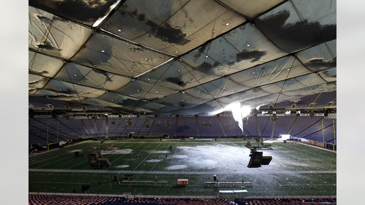 Watch the roof of the Minnesota Vikings' stadium explode and