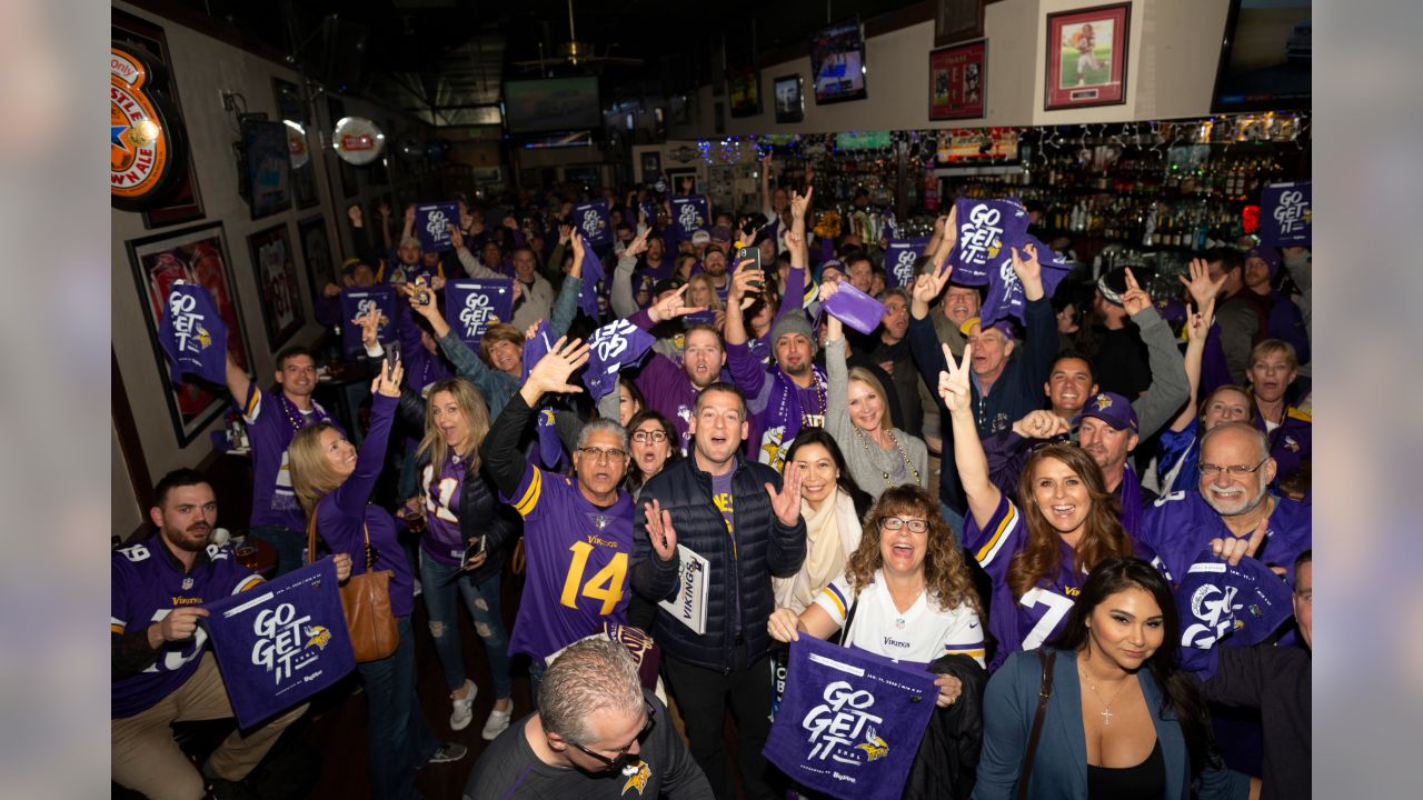 Adam Thielen's Jersey Sales Jump - Daily Norseman