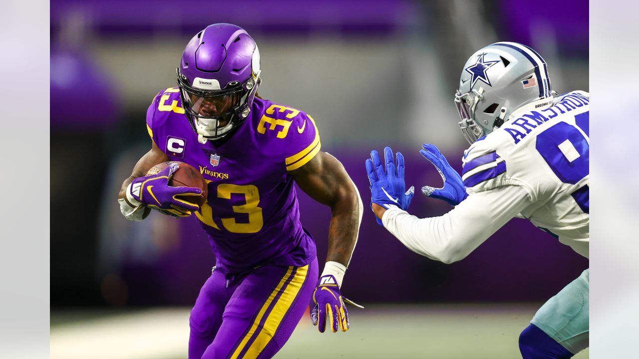 Vikings vs Cowboys live score & H2H